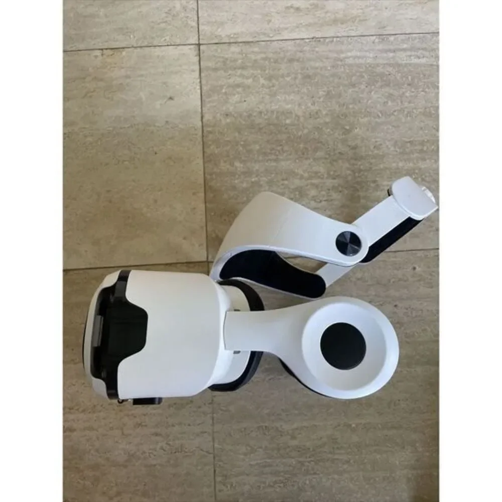 Utopia 360 Virtual Reality Headset +‎ Headphones No Camera
